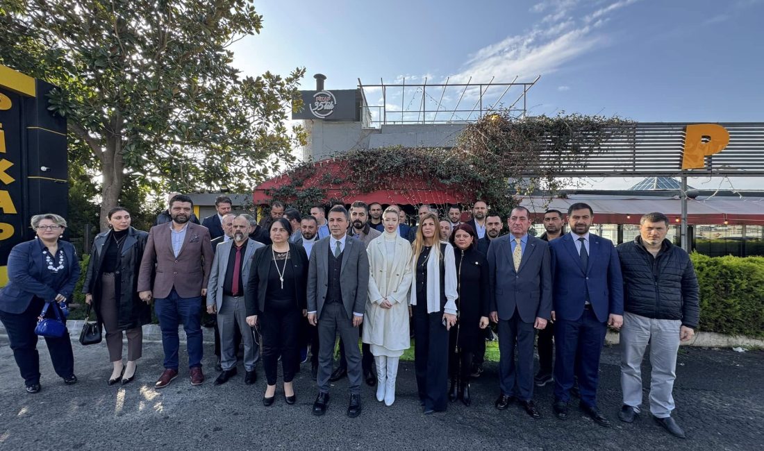 Anahtar Parti İl Başkanlığı yönetim kurulu üyeleri tanıtıldı İl Başkanı Yavuz Avcı, "5 bin üye sayısını geçtik"