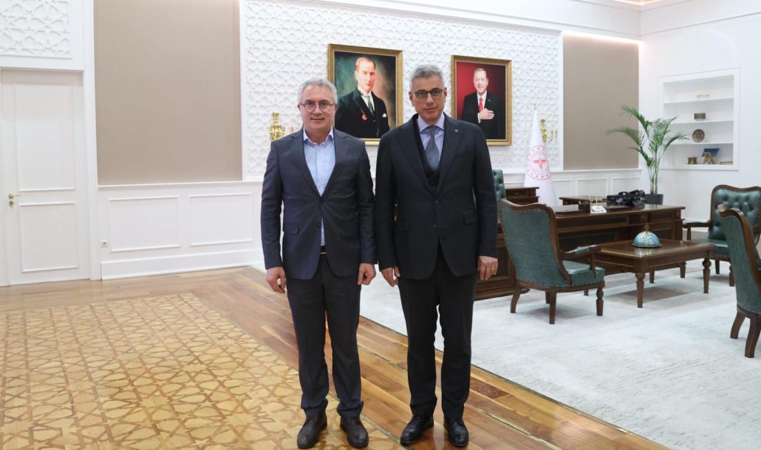 Sağlık-Sen Tekirdağ Şube Başkanı Yeniay’dan Sağlık Bakanına ziyaret Yeniay, Sağlık Bakanı Memişoğlu'na çalışmaları hakkında bilgi verdi