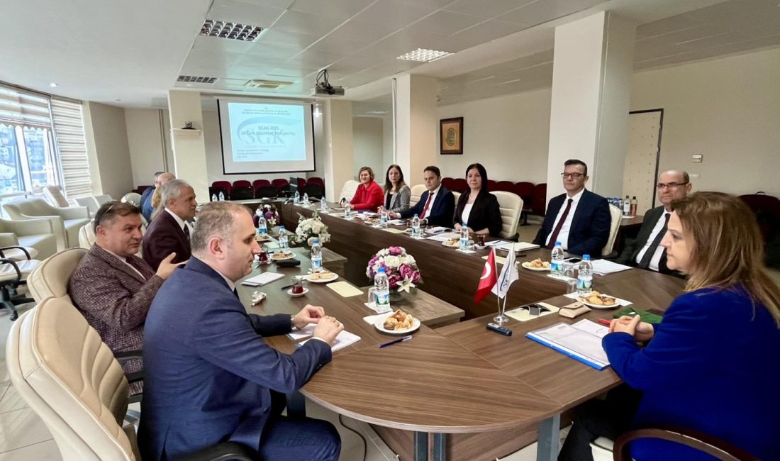 Tekirdağ SGK Müdürü Alan Başkanlığında Değerlendirme Toplantısı Düzenlendi Toplantıda, Tekirdağ’daki sosyal güvenlik hizmetlerinin etkinliği, mevcut çalışmalar ve kurumun