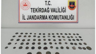Üst aramasında sikke ele geçirilen şüpheliler gözaltına alındı 