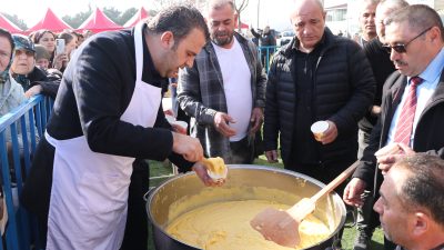 "1. Hamsi ve Mıhlama Festivali"nde mıhlama zamanı 