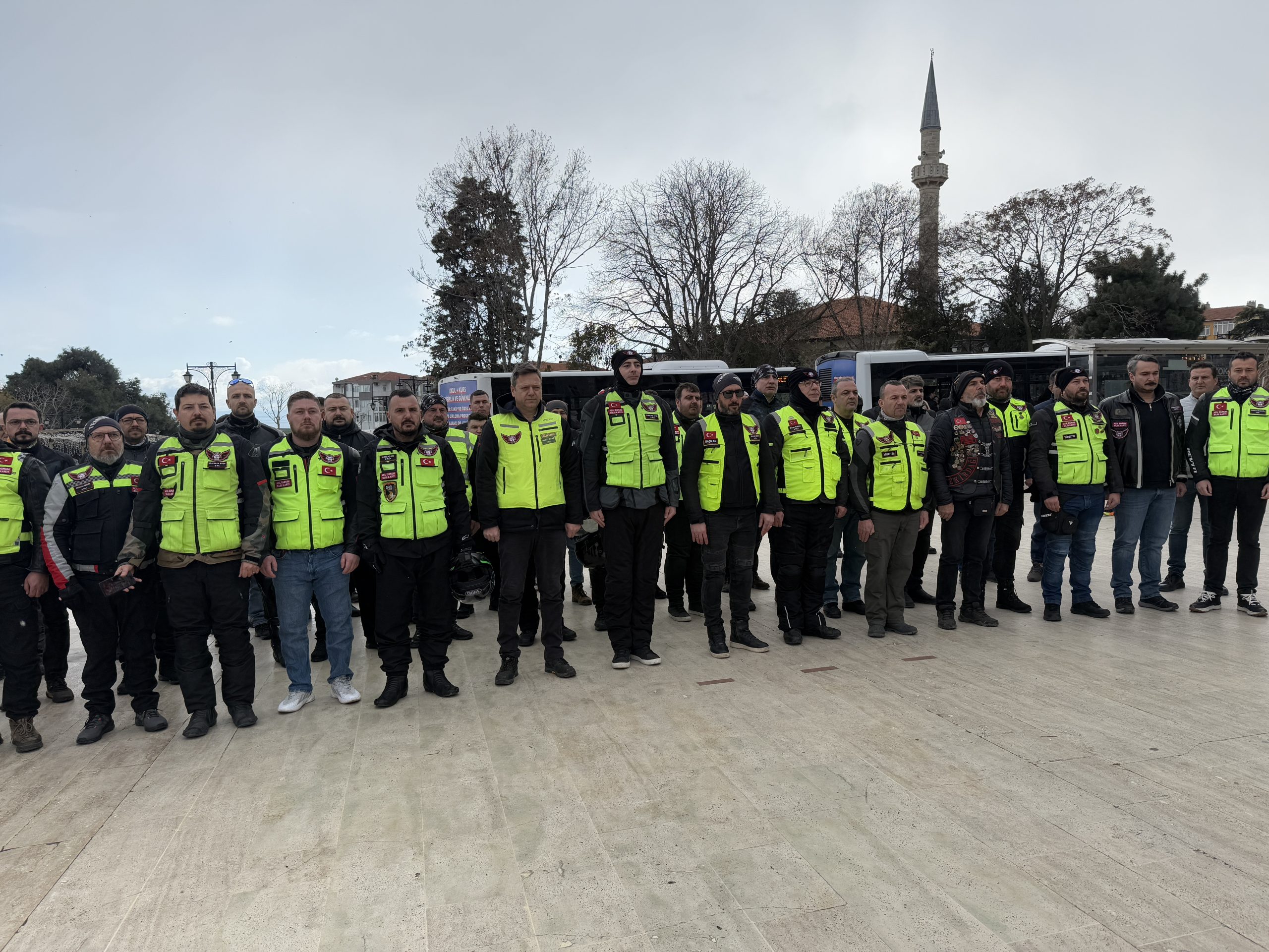  Tekirdağ Motosikletliler Derneği motorcu dostu bariyerlerin artırılmasına dikkat çekmek için