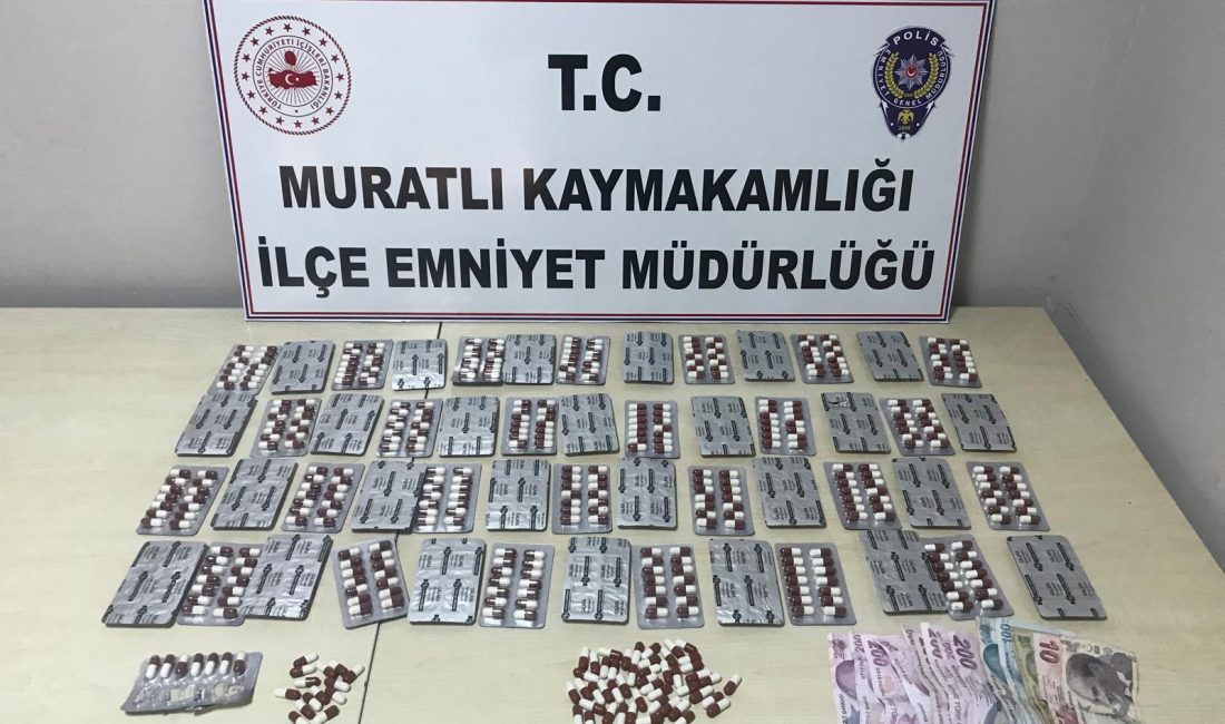 Evlerinde uyuşturucu ele geçirilen 5 şüpheli tutuklandı Operasyon kapsamında gözaltına alınan 5 kişi çıkarıldıkları mahkemece tutuklandı