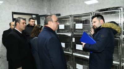 Tekirdağ Valisi Recep Soytürk, Çorlu Belediyesinin hayvan barınağını ziyaret ederek