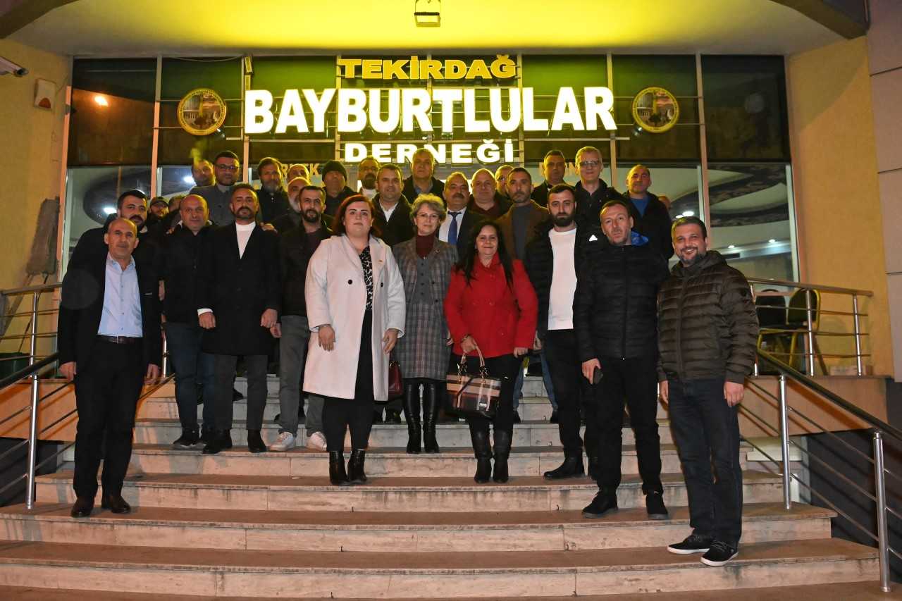 Belediye Başkanı Nallar, dernek üyeleri ile fikir alışverişinde bulundu 