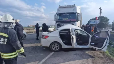 Tekirdağ‘ın Marmaraeğrelisi ilçesinde, tır ile otomobilin çarpıştığı kazada 1 kişi öldü, 2 kişi yaralandı. Orhan