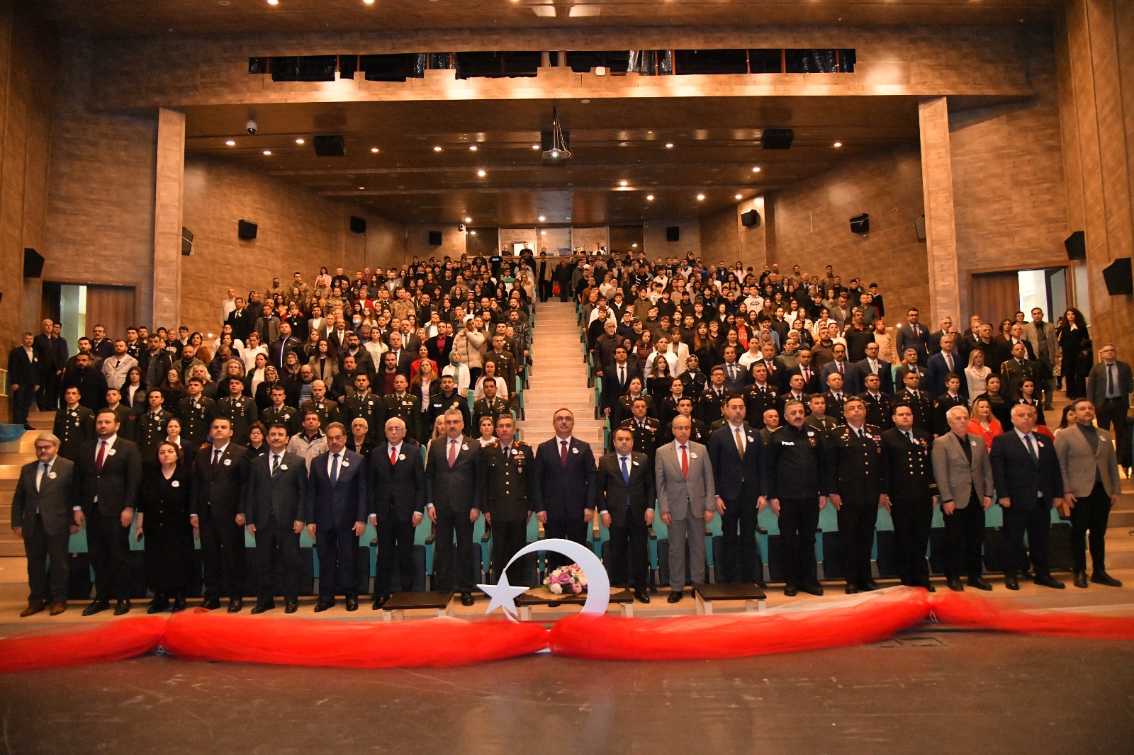 Tekirdağ’da İstiklal Marşı’nın kabul edilişinin 104. Yıldönümü ve İstiklal Şairi