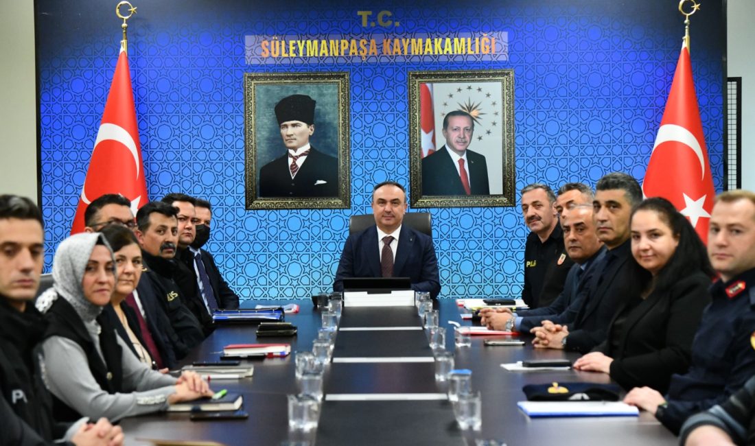 Futbol Müsabakaları Güvenliği Toplantısı Yapıldı Vali Soytürk, "2023'e göre 2024'te asayiş olaylarının en fazla azaldığı