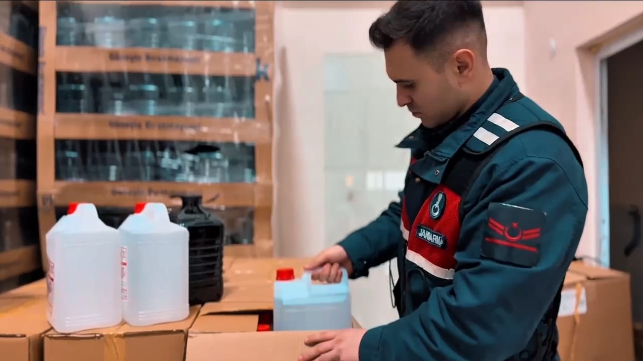 Tekirdağ’ın Çorlu ilçesinde bir iş yerinde yapılan operasyonda, büyük miktarda