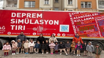 Tekirdağ Büyükşehir Belediyesi, deprem bilincini artırmak amacıyla Deprem Simülasyon Tırı
