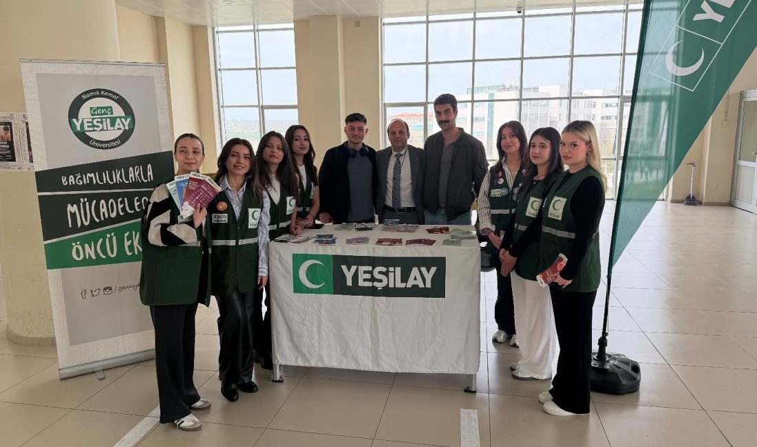 Tekirdağ’da Gençler Bağımlılığa Karşı Bilinçleniyor Tekirdağ’da Yeşilay, gençleri bağımlılıklardan korumaya yönelik çalışmalarını sürdürüyor. Bu kapsamda,