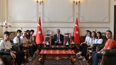 Çanakkale’de 16-20 Nisan tarihleri arasında gerçekleştirilen Serbest Dalış Türkiye Şampiyonası’nda