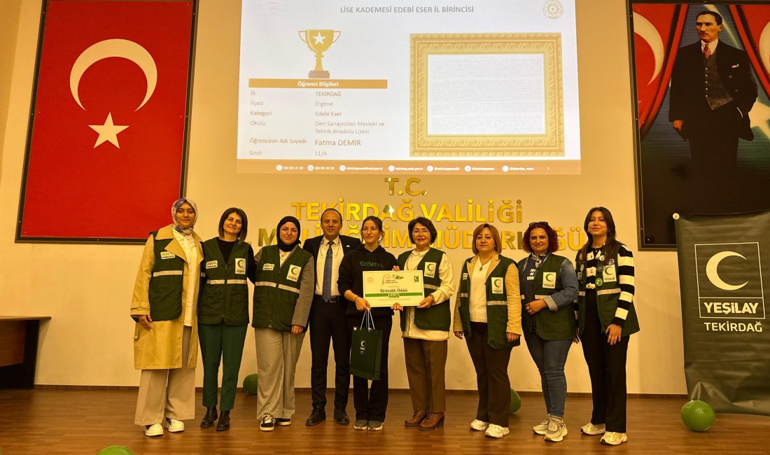 Tekirdağ’da Yeşilay tarafından düzenlenen “Sağlıklı Nesil Sağlıklı Gelecek” yarışmasında başarılı