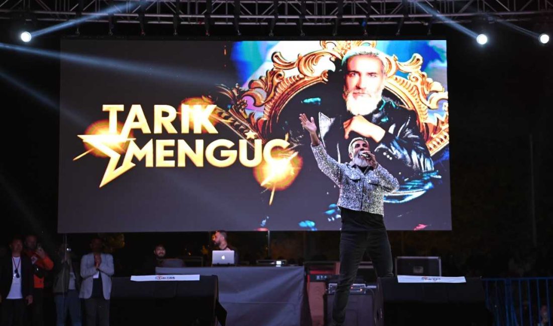 Süleymanpaşa’da Kakava Coşkusu Ünlü sanatçı Tarık Mengüç, sevilen şarkılarını seslendirdi