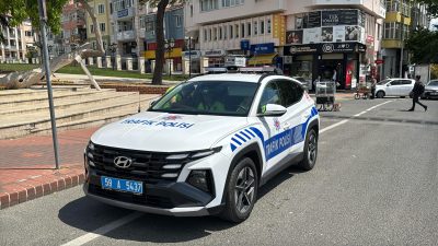 Tekirdağ’da trafik akışını olumsuz etkileyen çift sıra park sorununa karşı