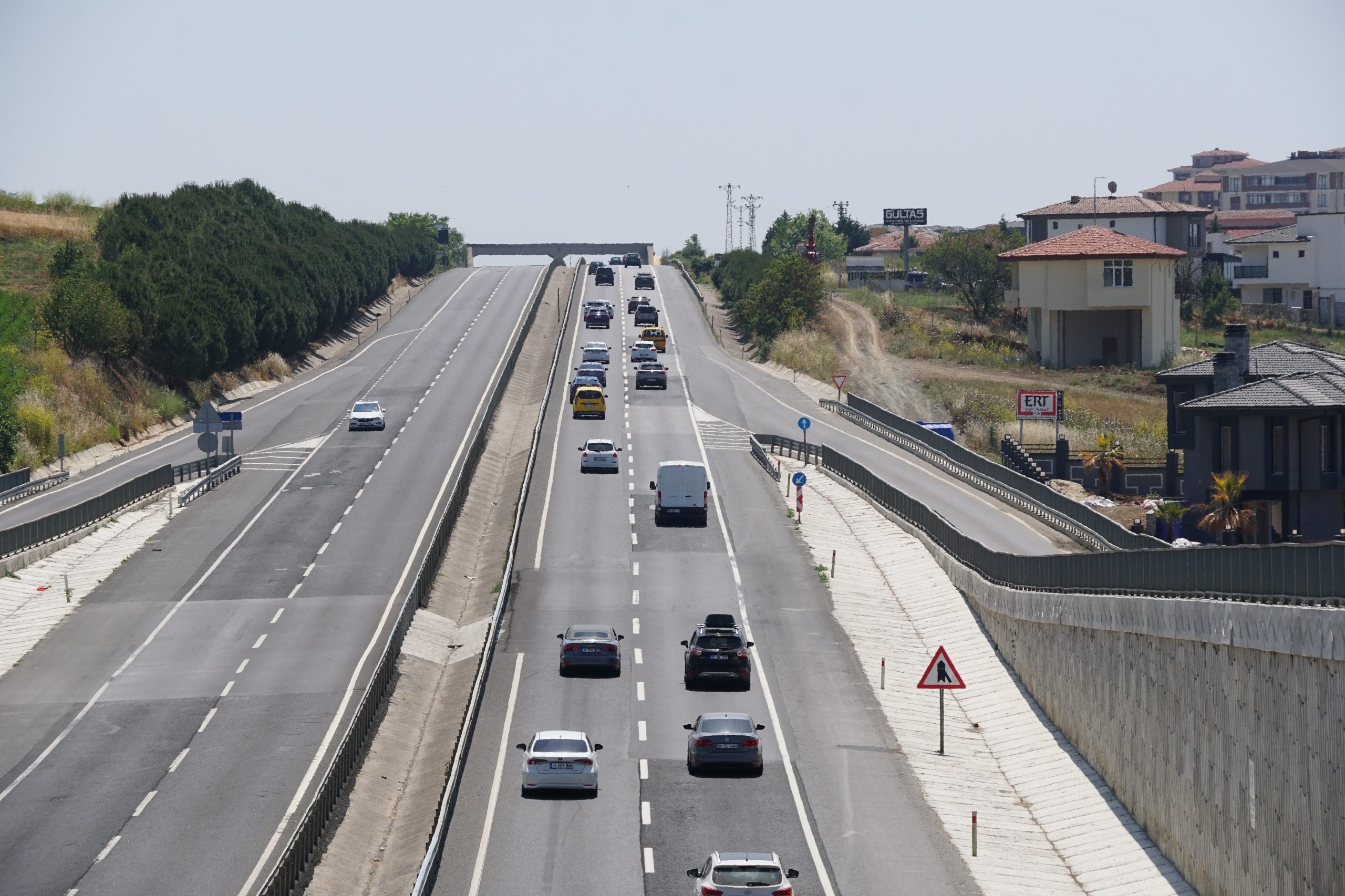 Kurban Bayramı tatilinin sona yaklaşmasıyla birlikte memleketlerinden ve tatil bölgelerinden