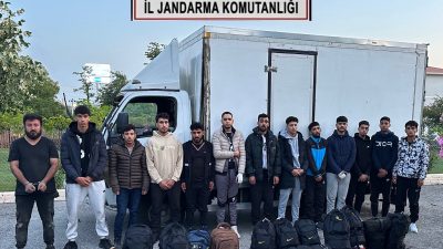 Tekirdağ’ın Ergene ilçesinde yasa dışı yollarla yurda girdiği belirlenen 13