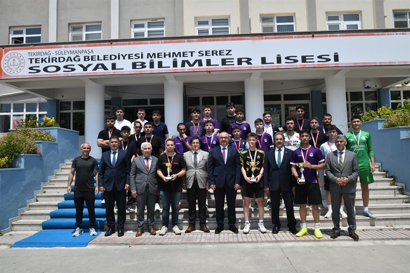 Tekirdağ Valisi Recep Soytürk, Tekirdağ Belediyesi Mehmet Serez Sosyal Bilimler