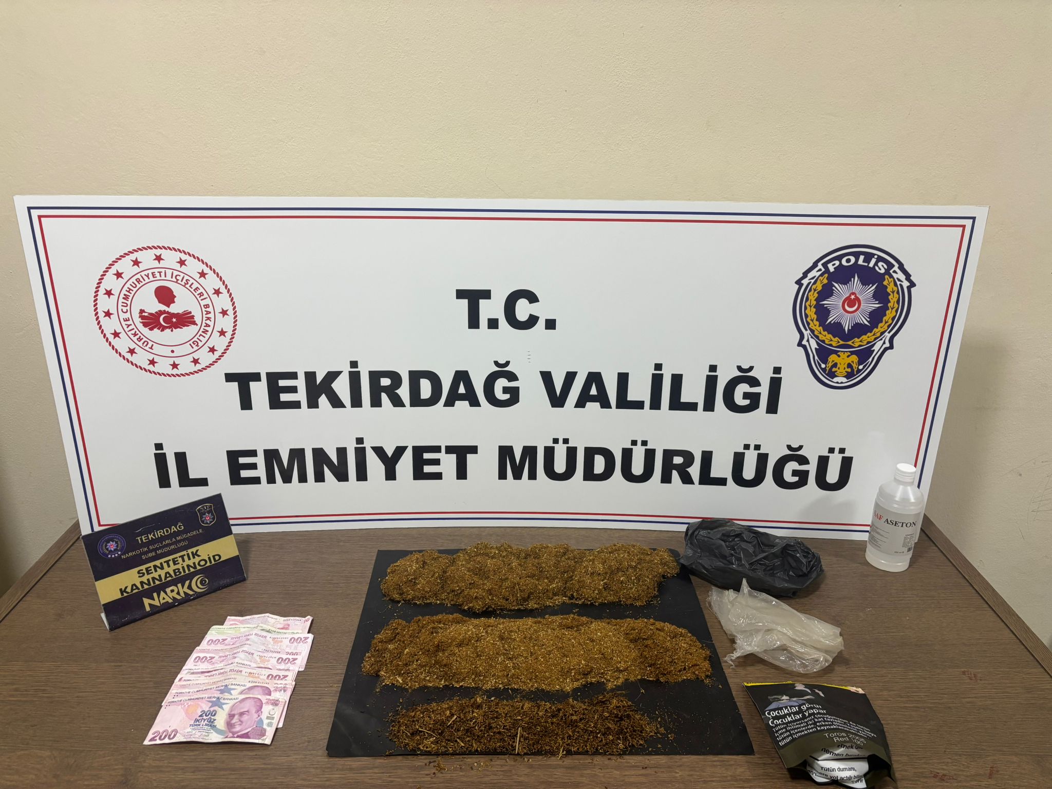 İl Emniyet Müdürlüğü ekipleri, uyuşturucu madde ticareti yapan kişilere yönelik
