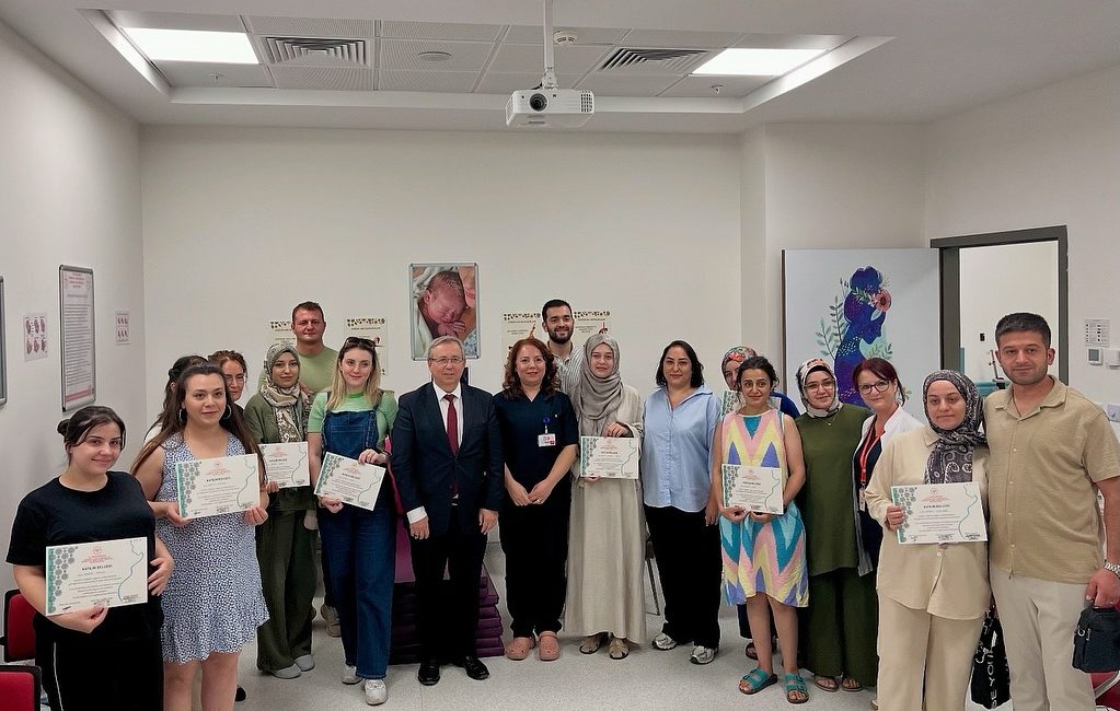 Tekirdağ İsmail Fehmi Cumalıoğlu Şehir Hastanesi bünyesinde faaliyet gösteren Gebe