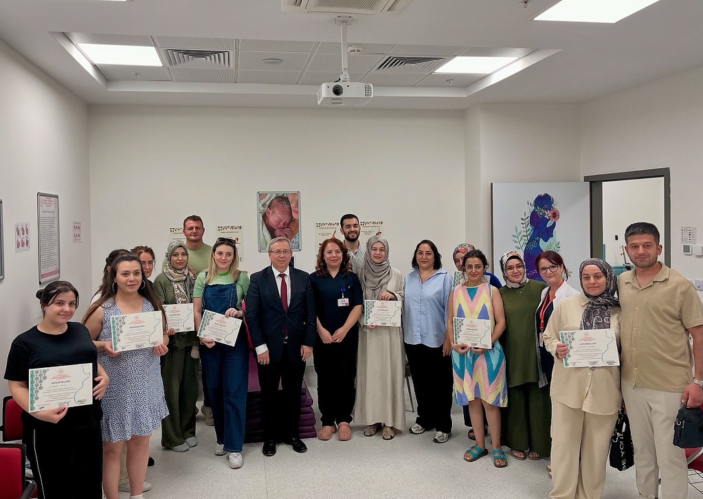 Tekirdağ İsmail Fehmi Cumalıoğlu Şehir Hastanesi bünyesinde faaliyet gösteren Gebe