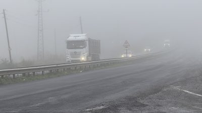 Yer yer görüş mesafesi 50 metreye kadar düştü 