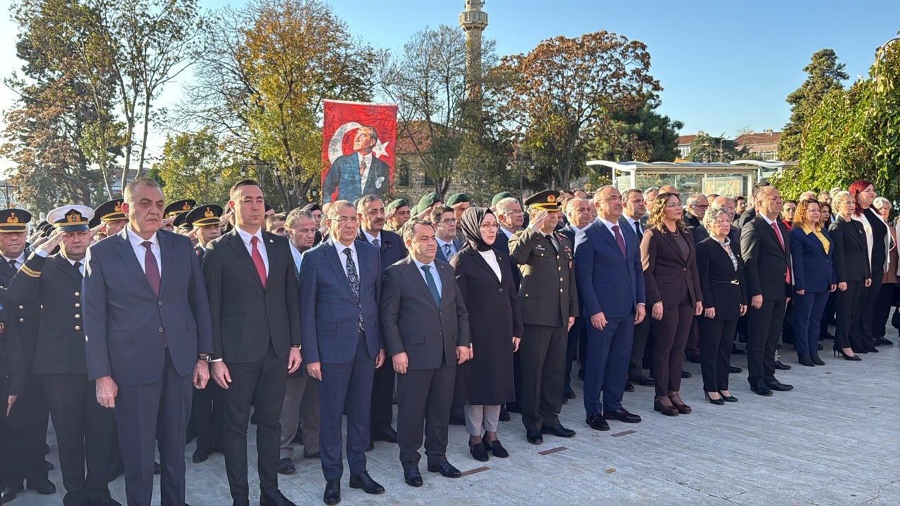 Tekirdağ’ın düşman işgalinden kurtuluşunun 103. yıl dönümü, kentte düzenlenen törenlerle