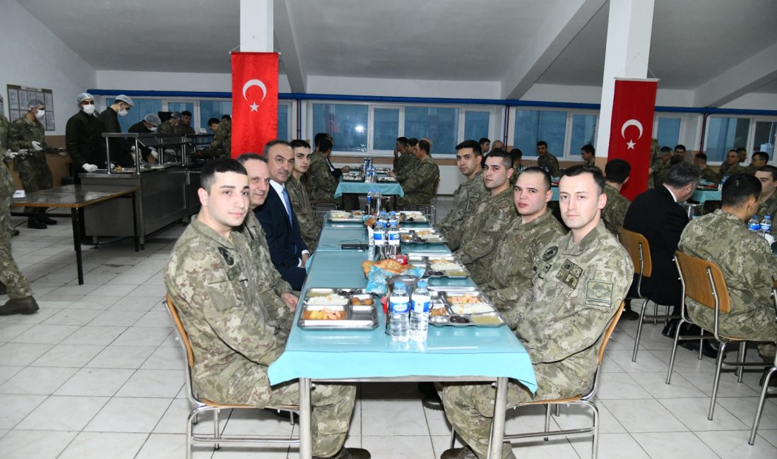 Tekirdağ Valisi Recep Soytürk, 8. Mekanize Piyade Tugayı’nda vatani görevini