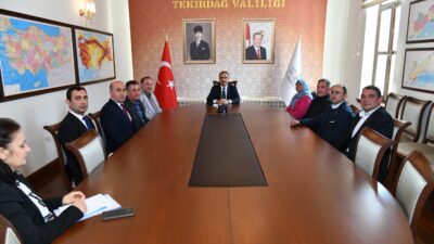 Tekirdağ Valisi Recep Soytürk, Süleymanpaşa ilçesine bağlı bazı mahallelerin muhtarlarıyla