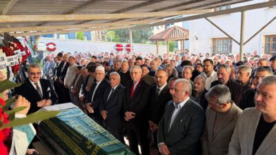 Tekirdağ Valisi Recep Soytürk’ün ağabeyi Ali Soytürk, Sakarya’da düzenlenen cenaze