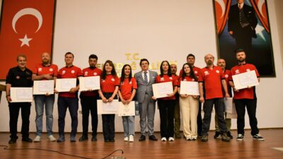 Tekirdağ Milli Eğitim Müdürlüğü Arama Kurtarma Ekibi (MEB AKUB) gönüllüleri,
