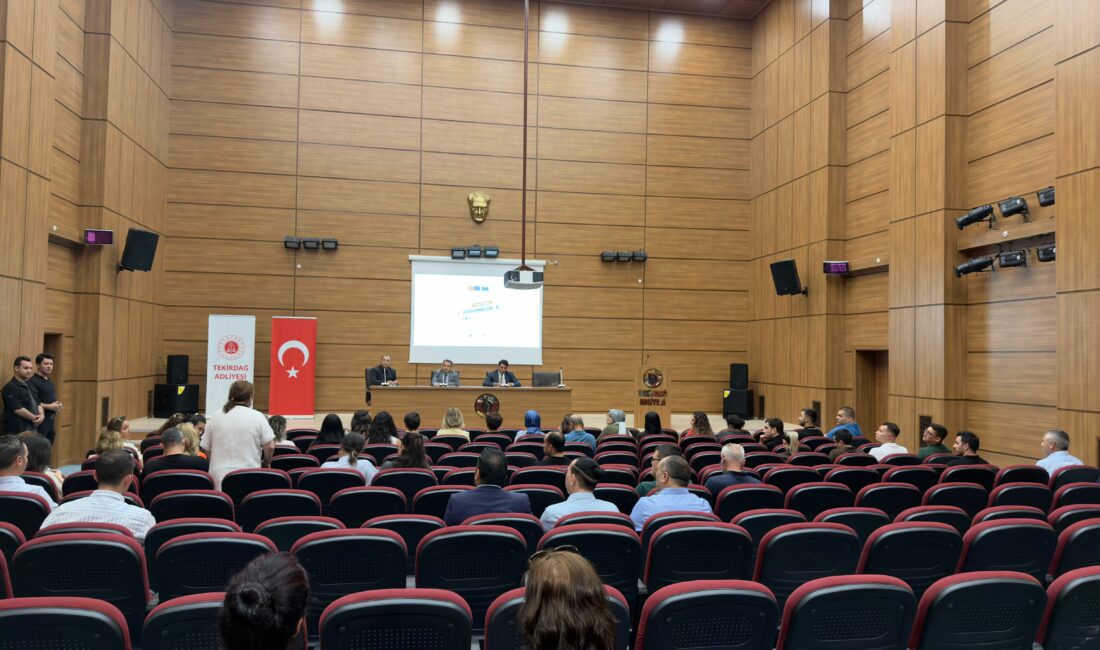 Tekirdağ’da Uzlaştırmacılar Haftası etkinlikleri kapsamında uzlaştırma kurumunun tanıtımına yönelik panel