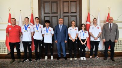 Tekirdağ Valisi Recep Soytürk, Sırbistan’da düzenlenen Serbest Dalış Dünya Şampiyonası’nda