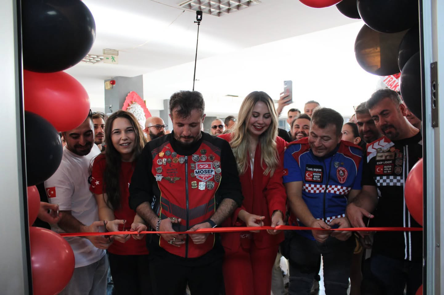 Tekirdağ Motorcular Grubu (TEMOG) tarafından kulüp evi açıldı. Kentte faaliyet