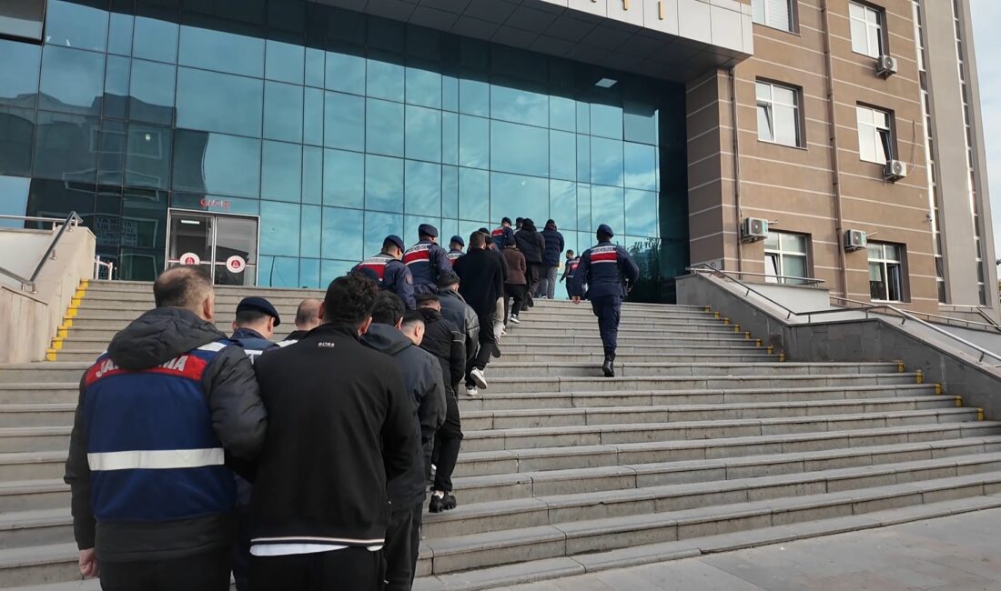 Tekirdağ merkezli 4 ilde yasa dışı bahse yönelik düzenlenen operasyonda