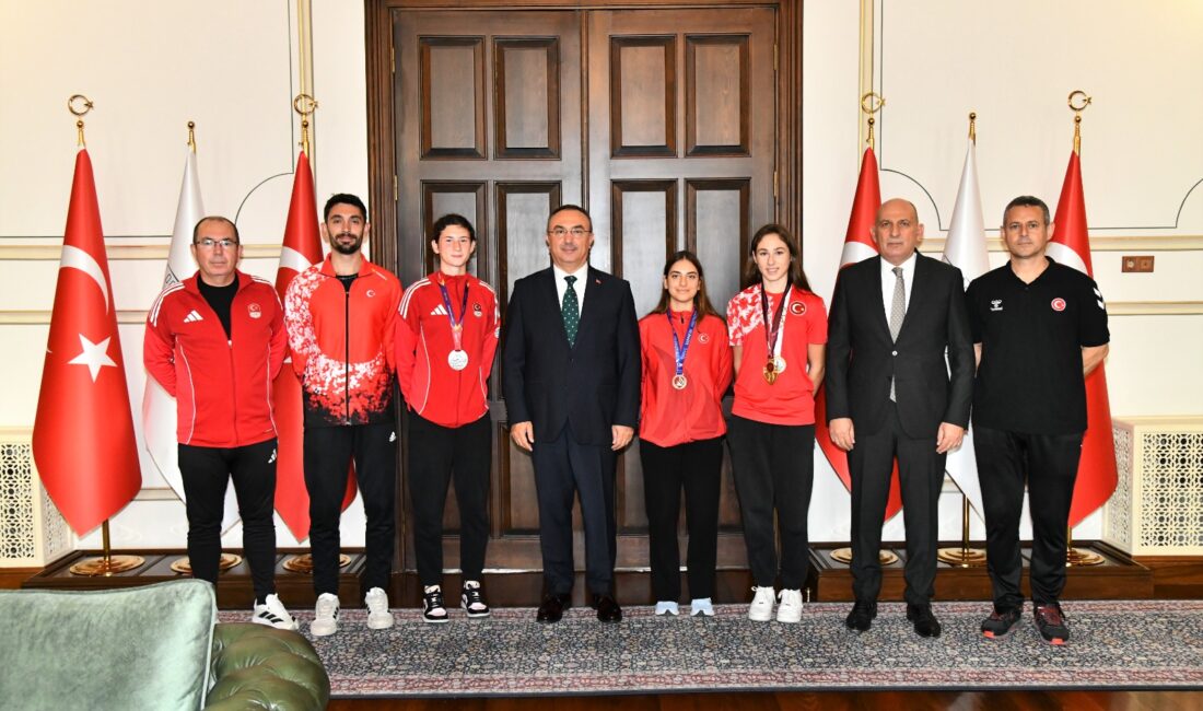 Tekirdağ Valisi Recep Soytürk, atletizm ve badminton branşlarında ulusal ve
